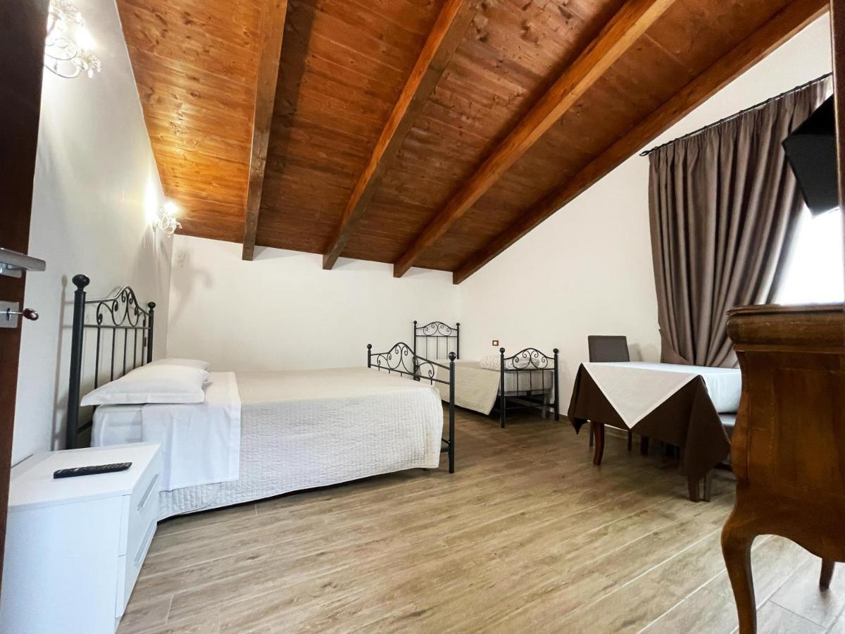 Tenuta Morrone Pertosa Exteriér fotografie