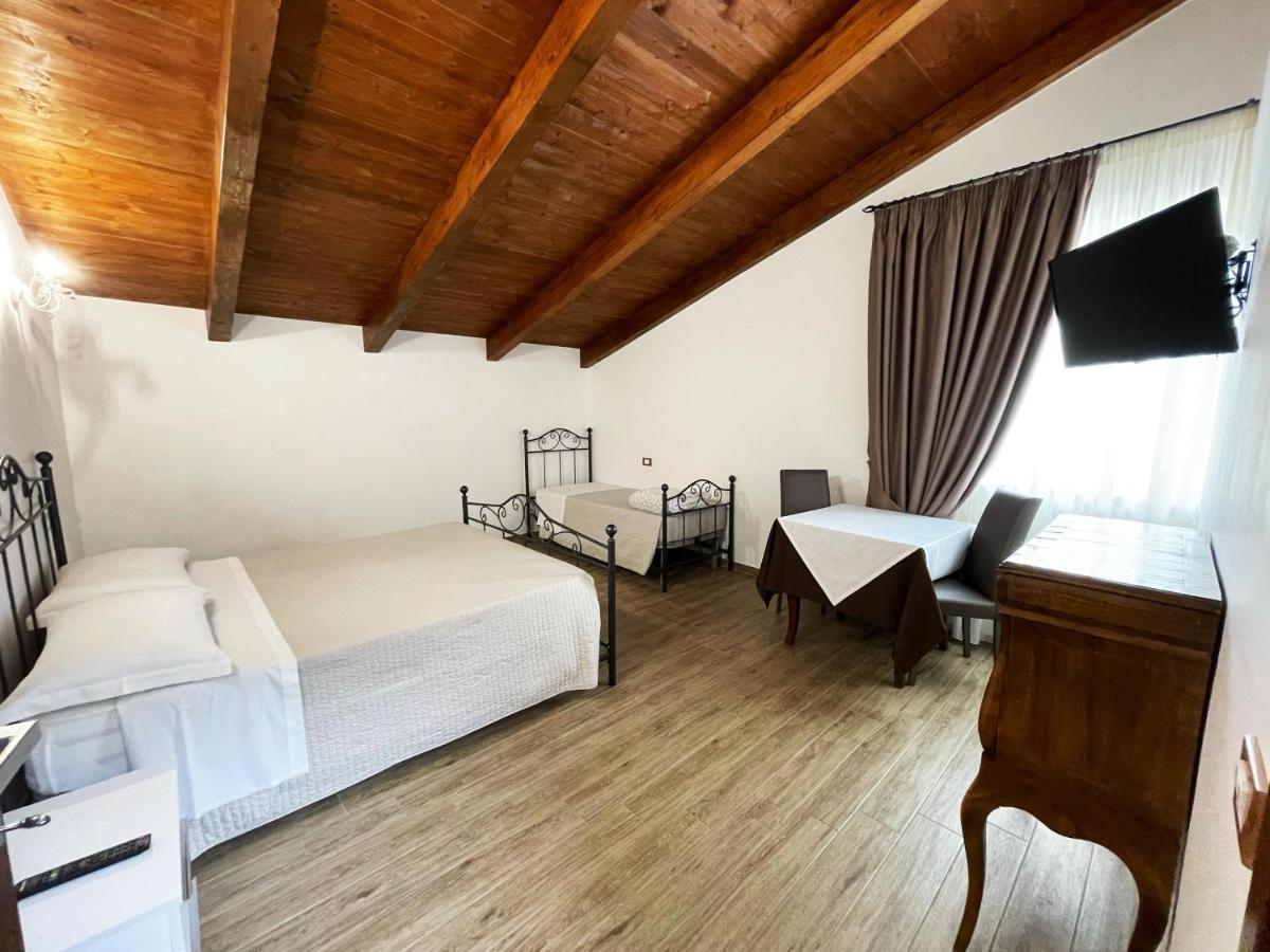 Tenuta Morrone Pertosa Exteriér fotografie